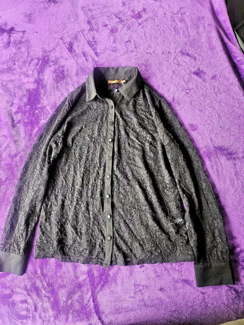 belldini Black Lace Button Down Size Large Like New